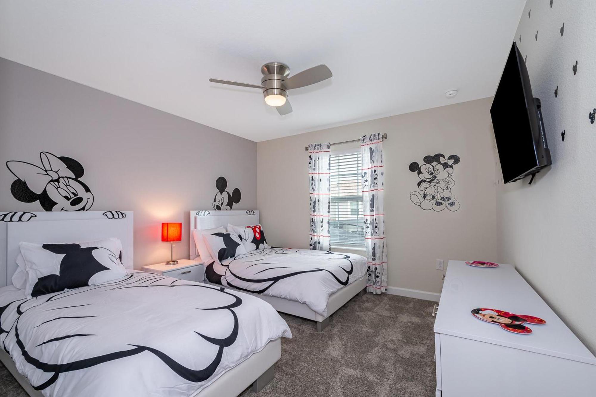 4819ja Townhouse 4 Bedrooms & 3 Bathrooms + Pool Holiday home